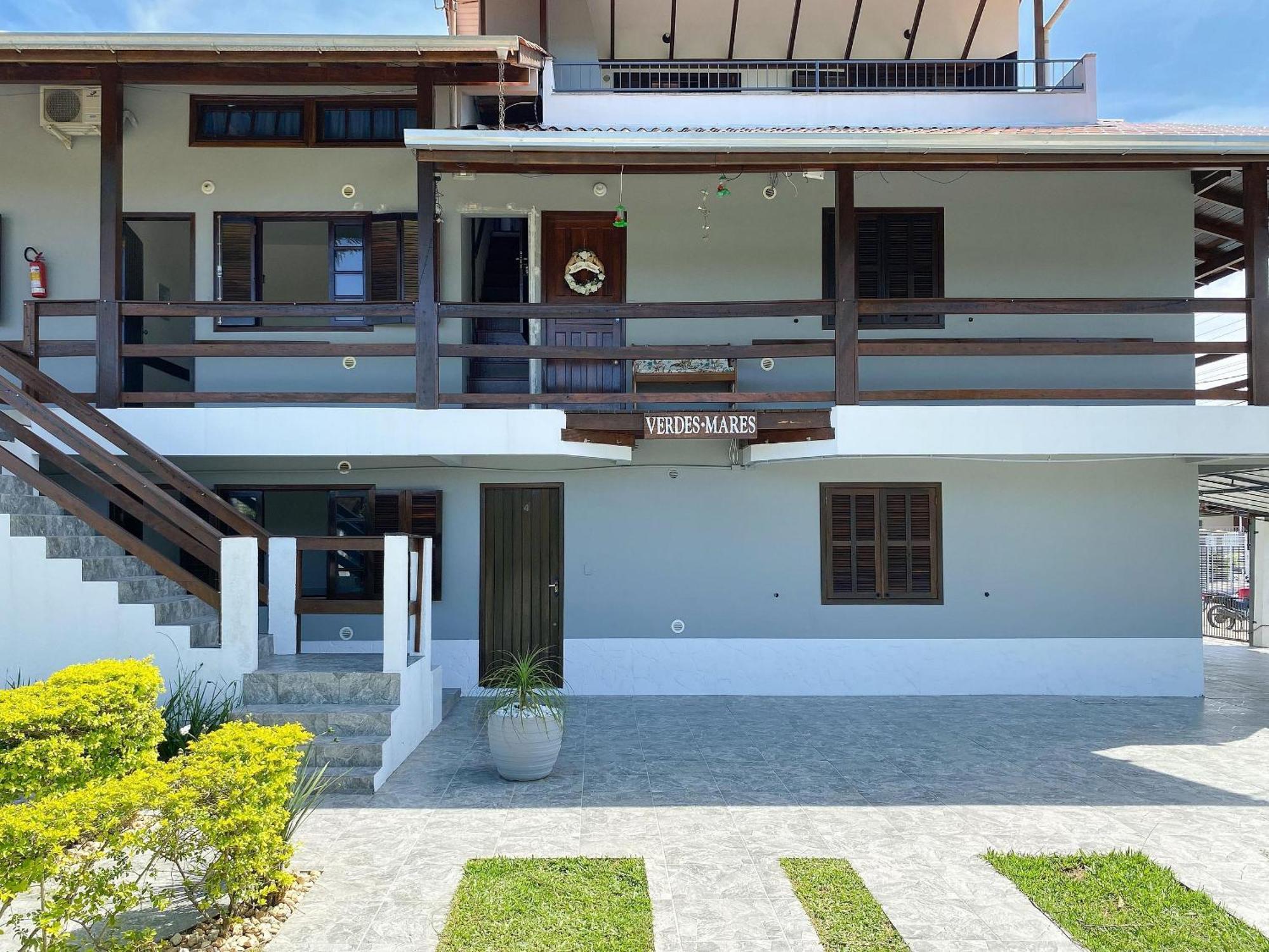 Residencial Verdes Mares Бомбиньяс Экстерьер фото
