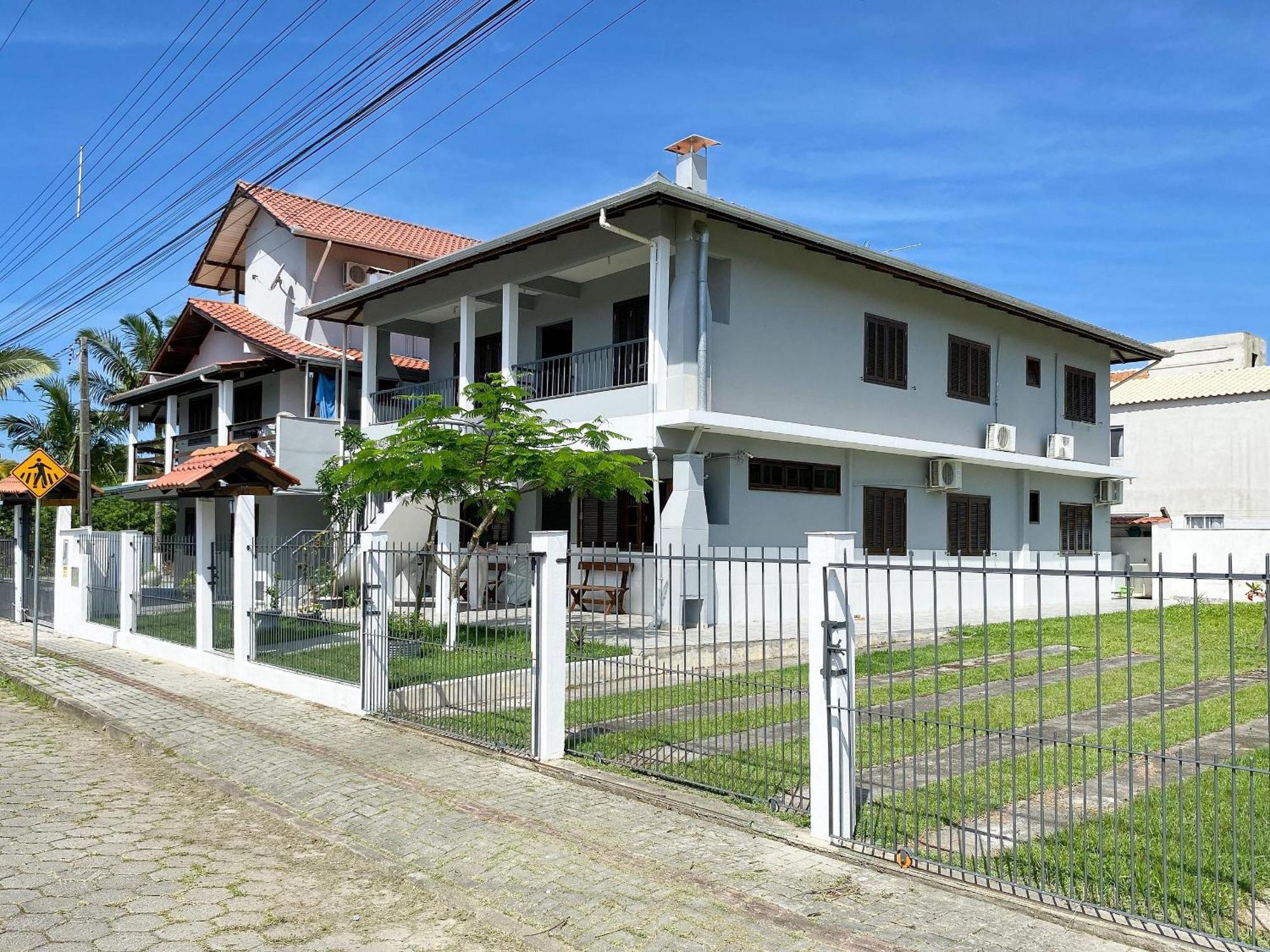 Residencial Verdes Mares Бомбиньяс Экстерьер фото