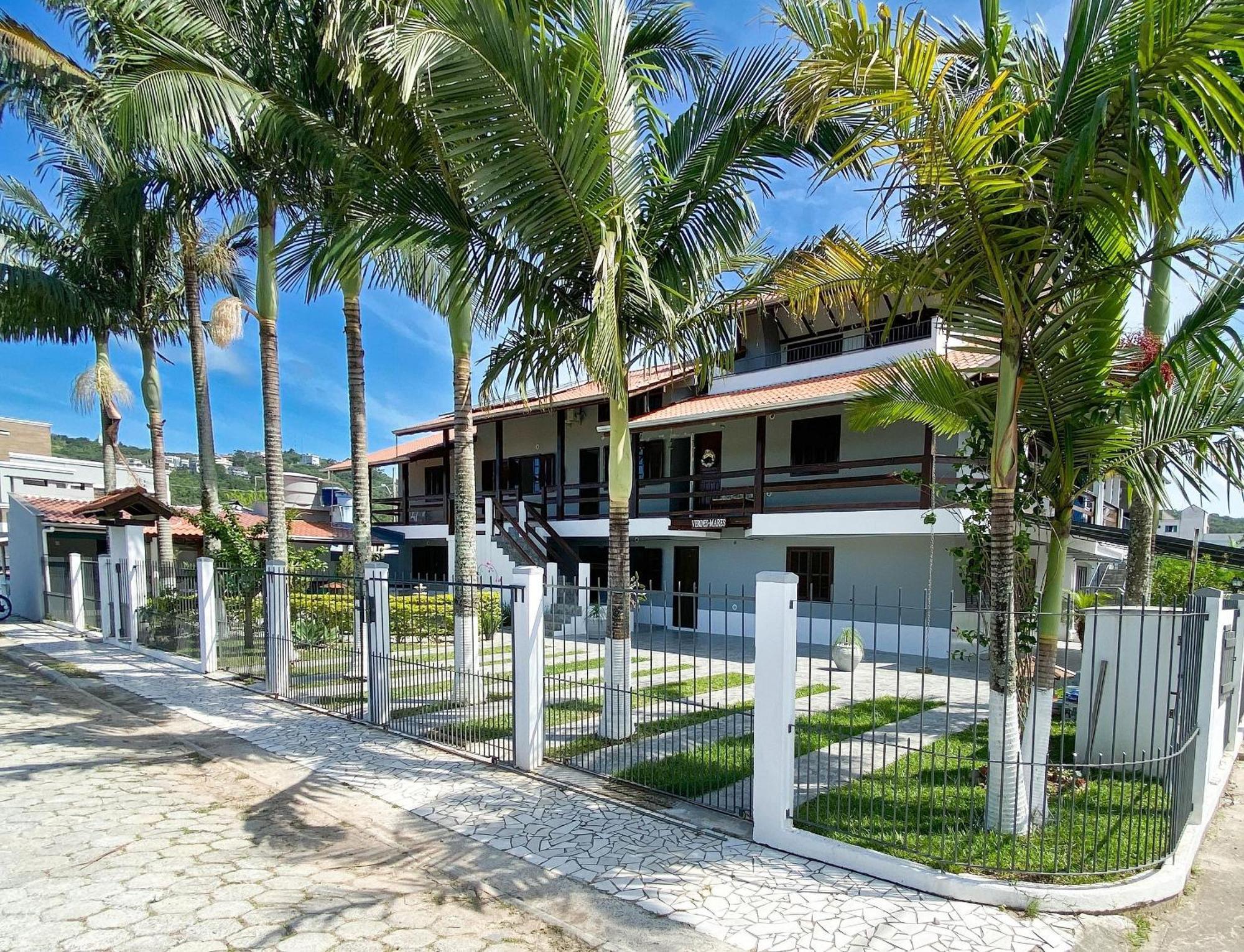 Residencial Verdes Mares Бомбиньяс Экстерьер фото