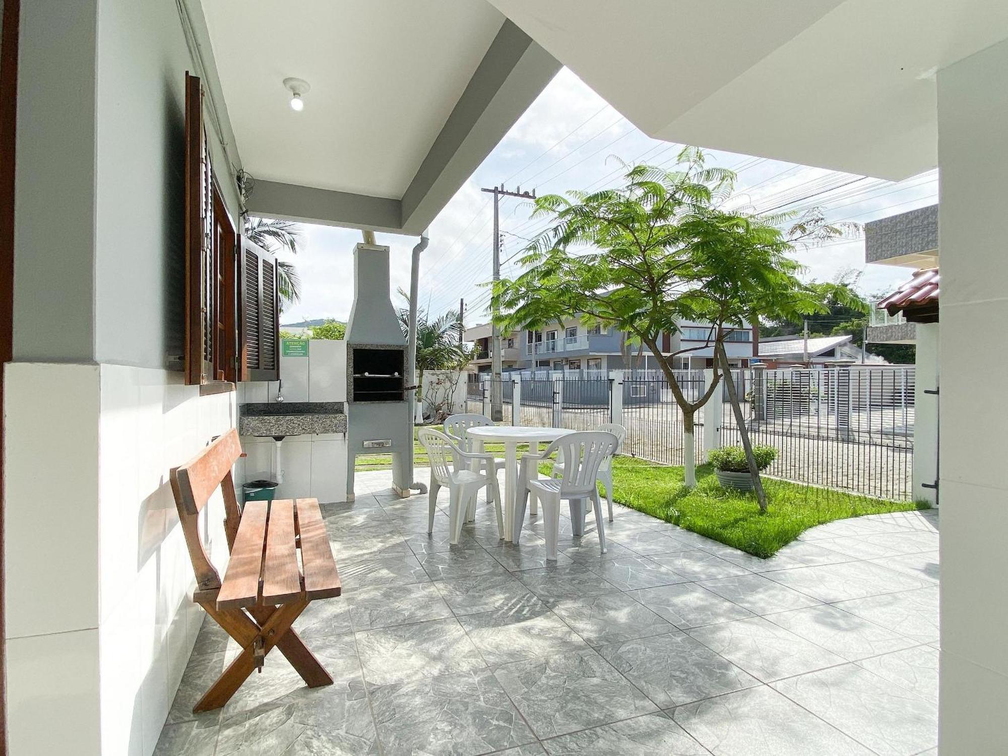 Residencial Verdes Mares Бомбиньяс Экстерьер фото
